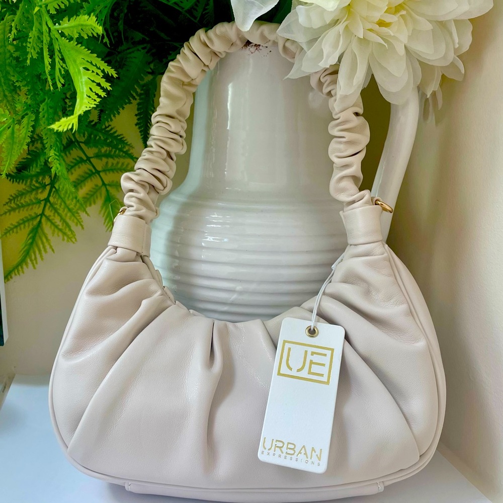 NWT URBAN EXPRESSIONS - Oliveta Scrunch Handle Crossbody Bag in Oat Milk